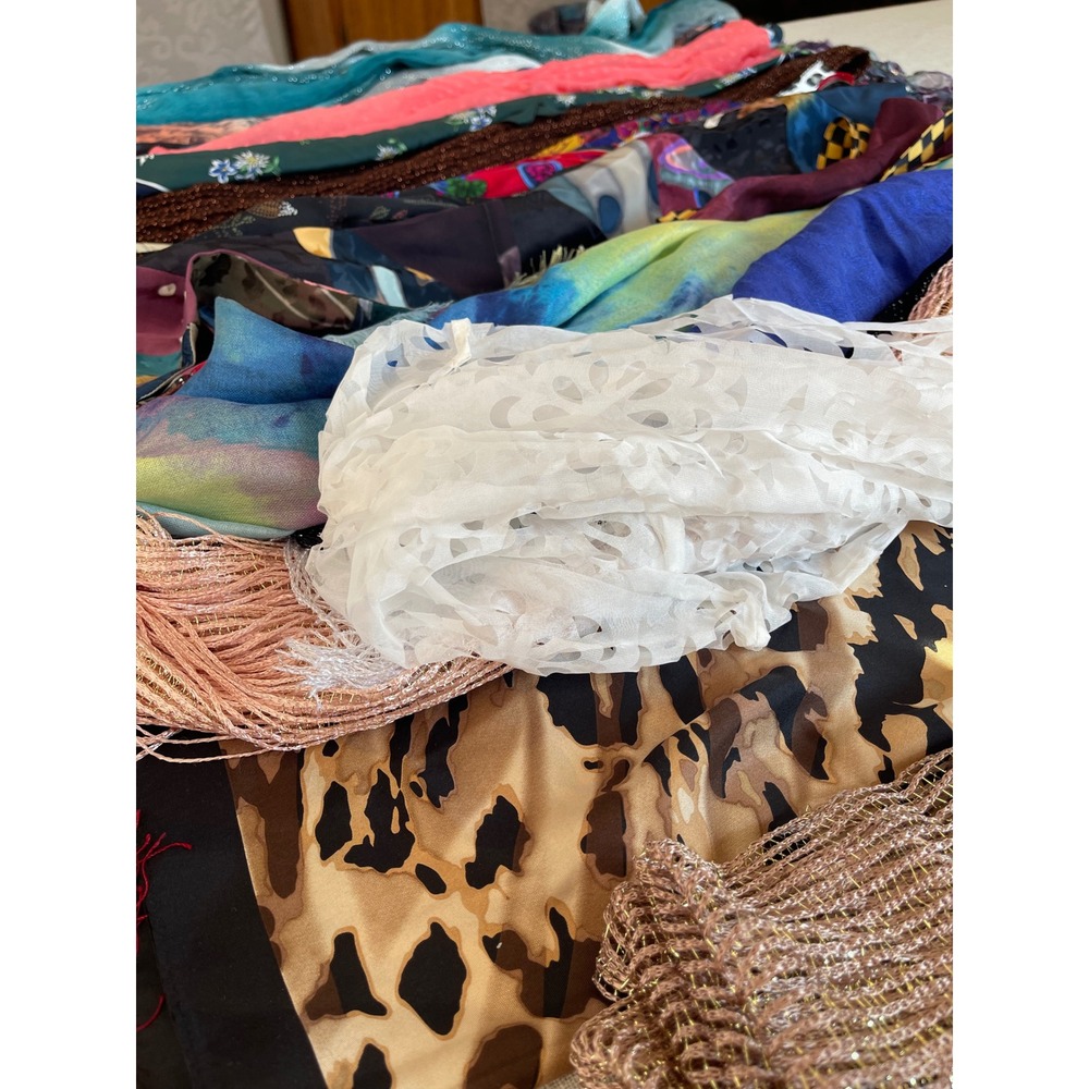 Assorted Womens Scarf Lot Pashmina Silk Velvet Burnout Floral Chiffon Bundle 43 - Picture 10 of 15